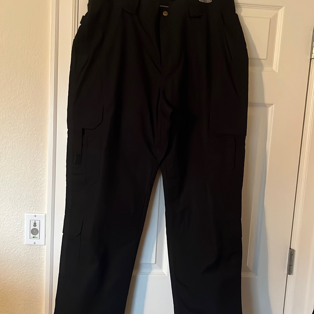 5.11 Tactical Pants Very Good Quality Durable And Sturdy. Comfortable Waistband
